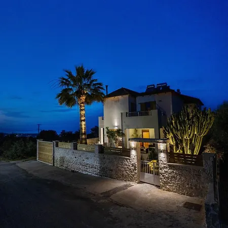 Serenity Garden Retreat *