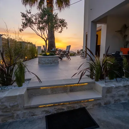 Serenity Garden Retreat